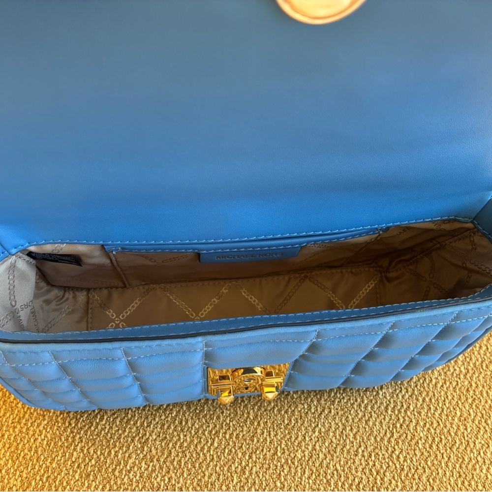 🩵 Michael Kors Tribeca Large Quilted Blue Crossbody Bag - Picture 13 of 17